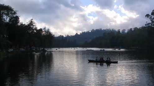 Mannavanur Lake 